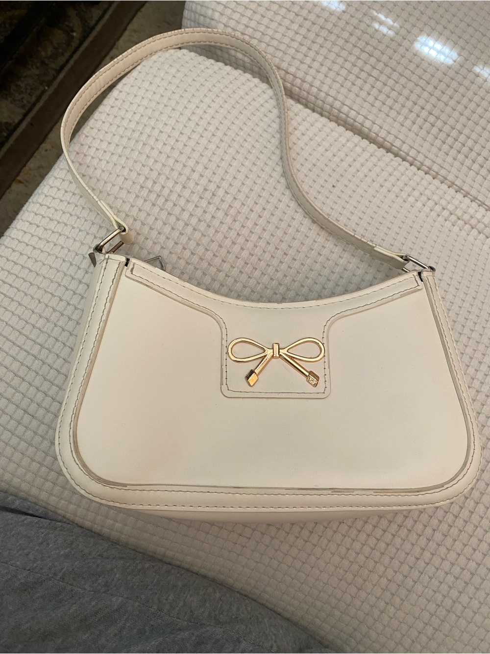 Women's Cream Shoulder Bag with Gold Bow Accent
